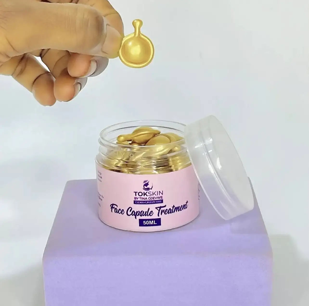 FACE CAPSULES TREATMENT