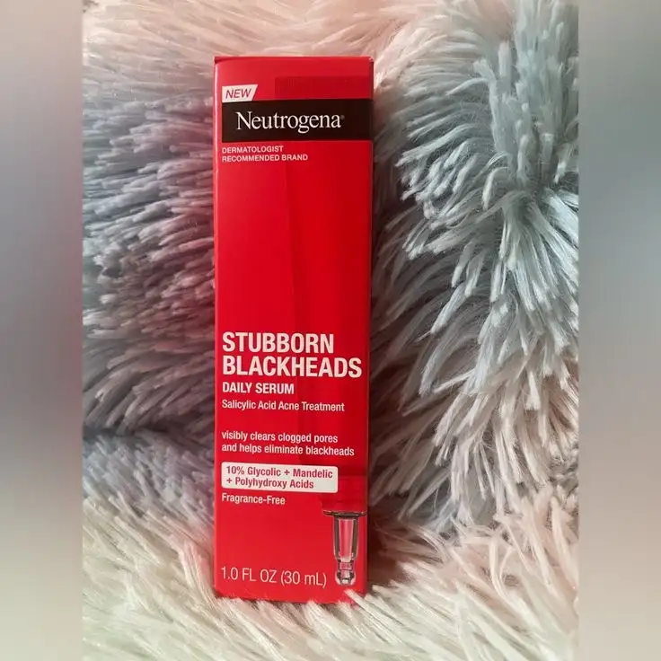 NEUTROGENA STUBBORN BLACKHEADS DAILY SERUM